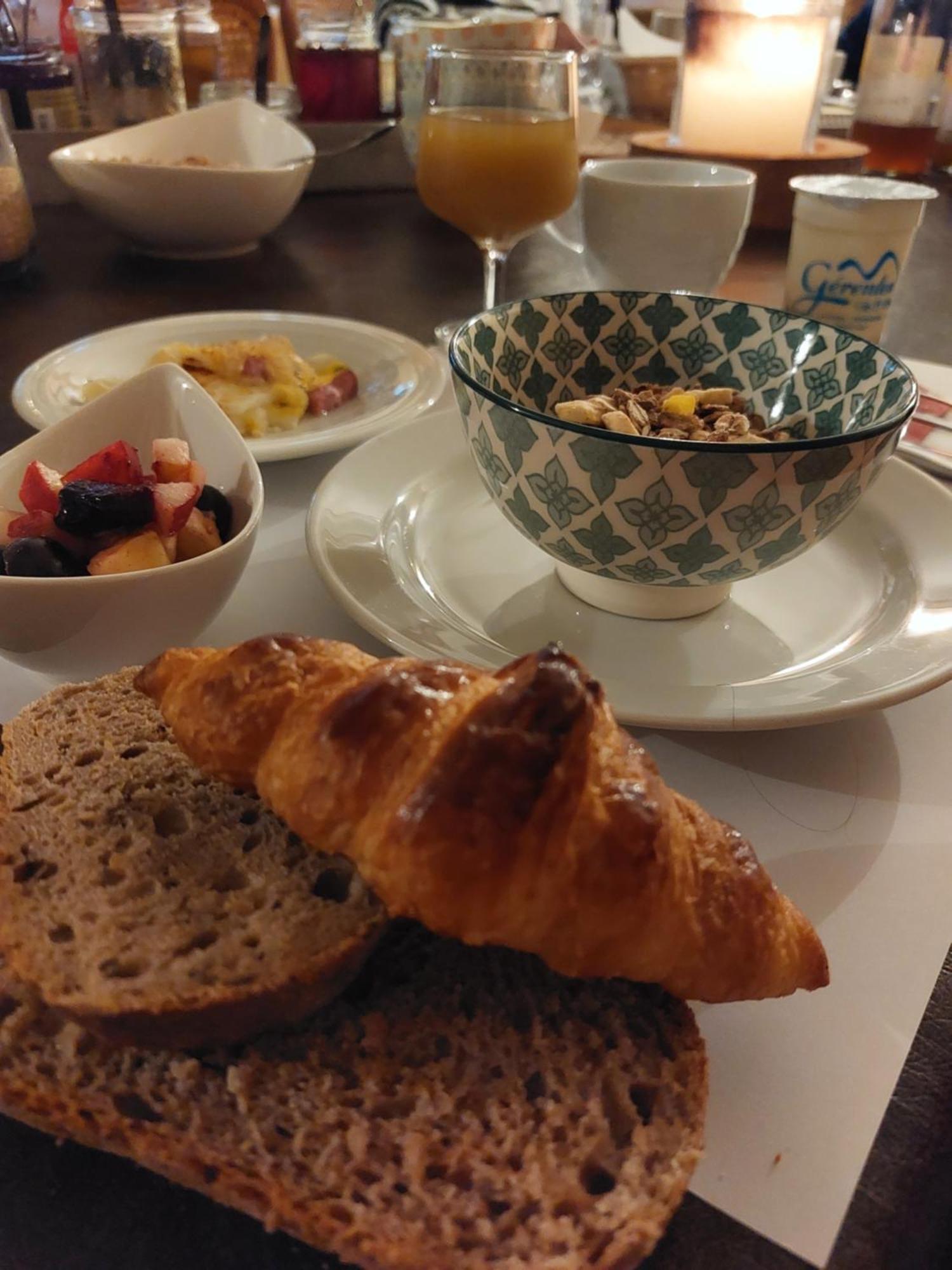 Chambres D'Hotes, B&B La Musardiere Alba-la-Romaine 외부 사진